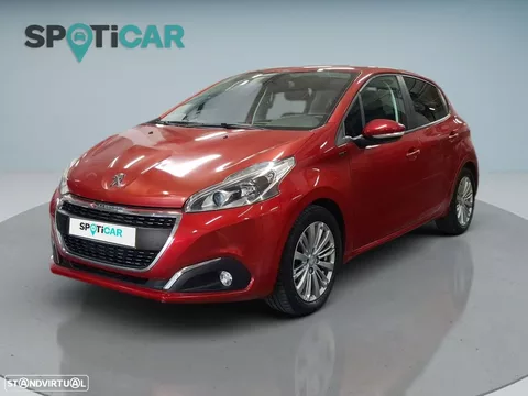 Peugeot 208 1.2 PureTech Signature