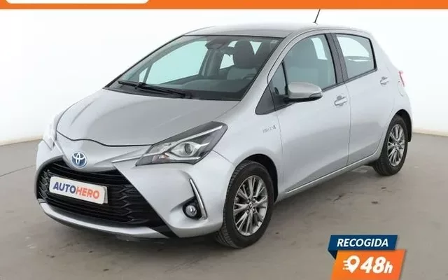 TOYOTA Yaris Yaris Hybrid 1.5 Active