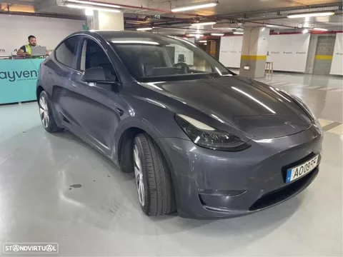 Tesla Model Y Long Range Tração Integral