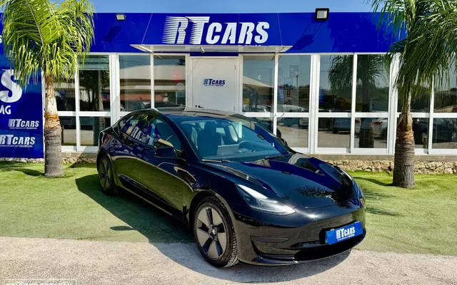 Tesla Model 3 Standard RWD
