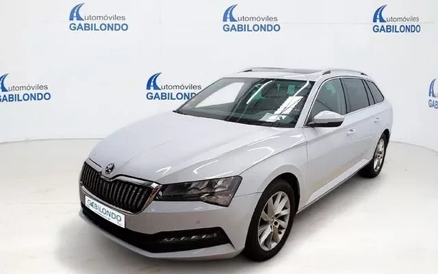 SKODA Superb Superb Combi 2.0TDI AdBlue Ambition DSG 110kW