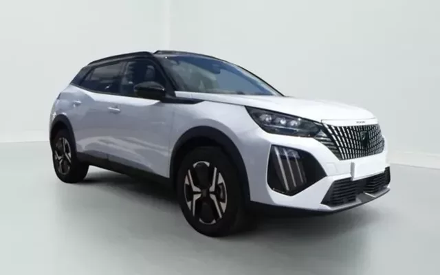 Peugeot 2008 Hybrid 145 e-DCS6 GT Zéro km immatriculé