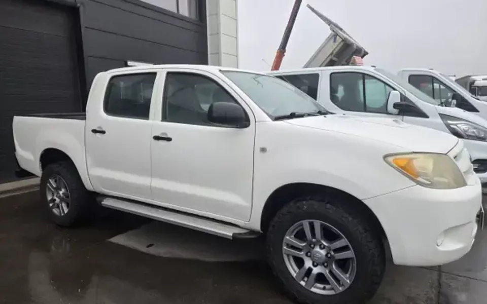 Toyota Hilux 2008 other_Outro
