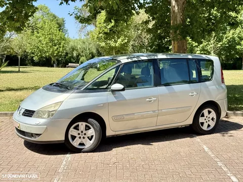Renault Espace 2.2 dCi Authentique