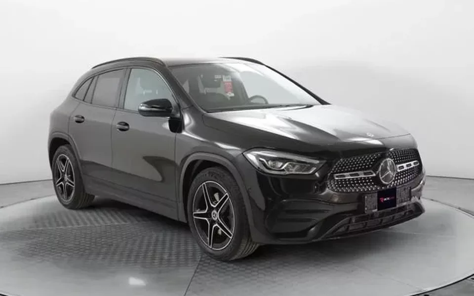 MERCEDES-BENZ Clase GLA AMG Line