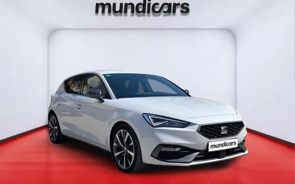 SEAT León 1.5 eTSI DSG7 SS FR