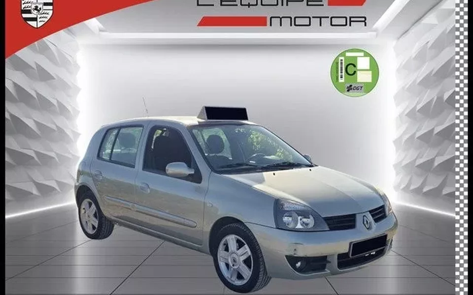 RENAULT Clio Clio 1.2 16v Authentique