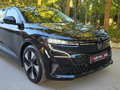 Renault Mégane E-Tech EV60 220hp optimum charge Equilibre