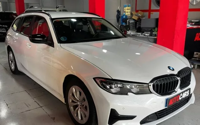 BMW Serie 3 318dA Touring - 24900€ en Oliva