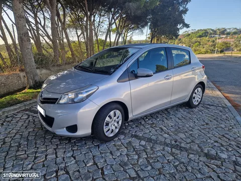 Toyota Yaris 1.0 VVT-i Life