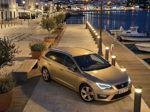 SEAT Leon ST 2.0 TDI FR DSG S/S
