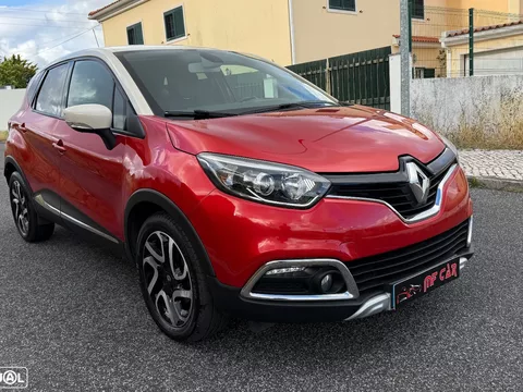 Renault Captur TCe 120 EDC Helly Hansen