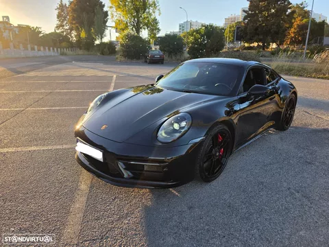 Porsche 911 (992) Carrera 4 GTS PDK