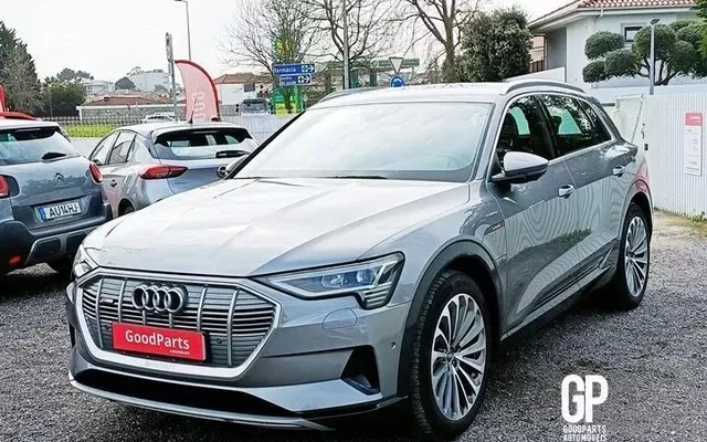 Audi e-tron 55 quattro S line