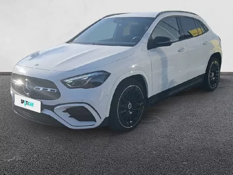 MERCEDES GLA 180 d 8G-DCT AMG Line