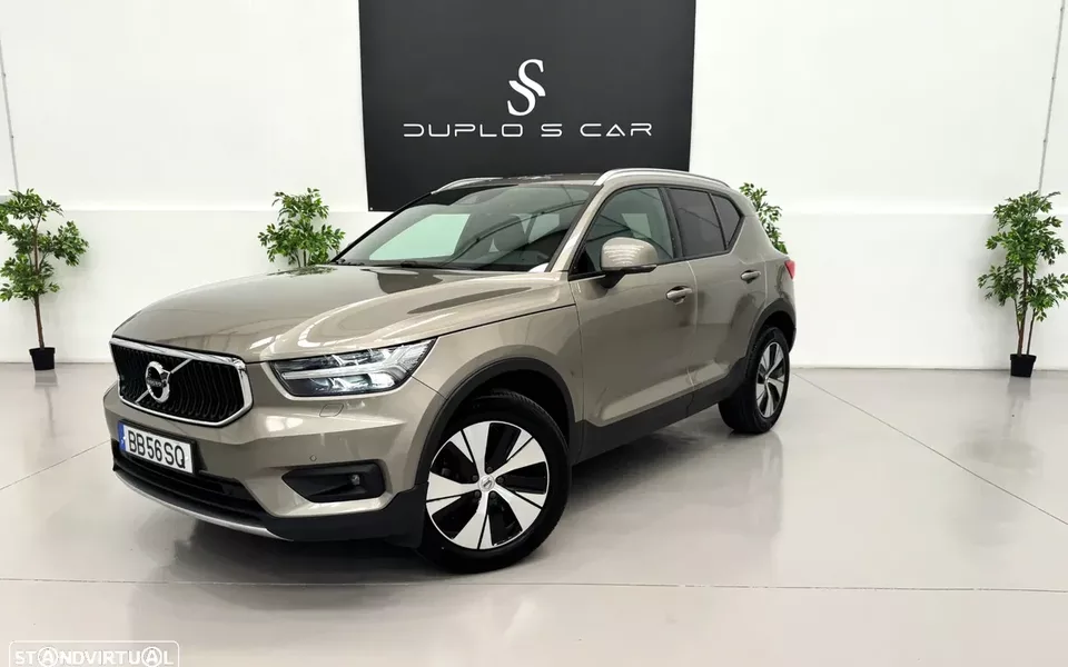 Volvo XC 40 B4 B DKG Momentum Pro