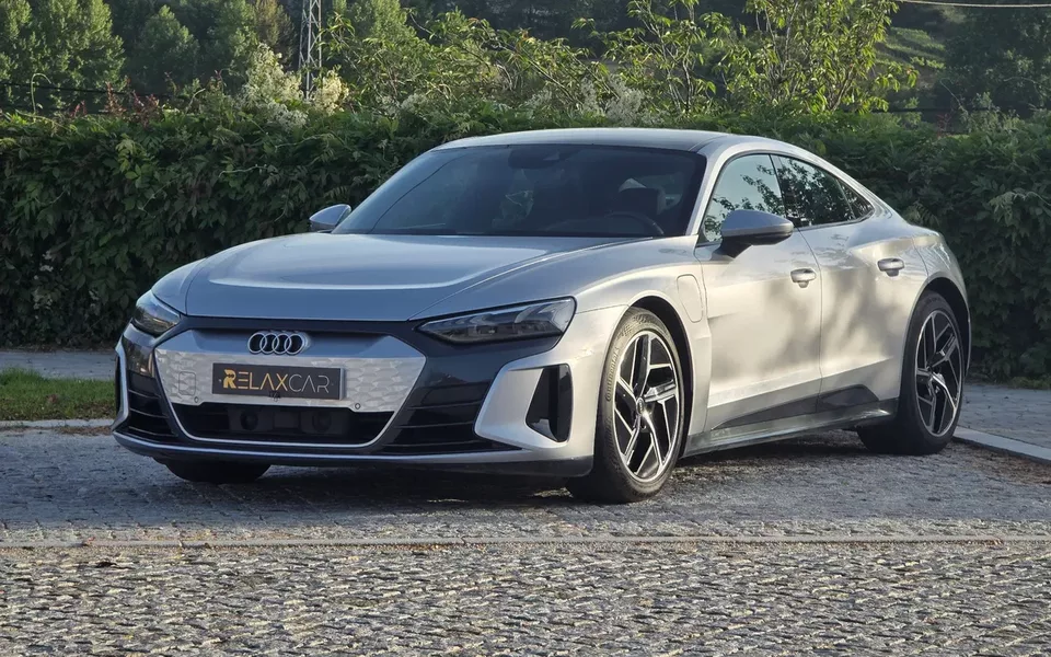 Audi e-tron GT quattro
