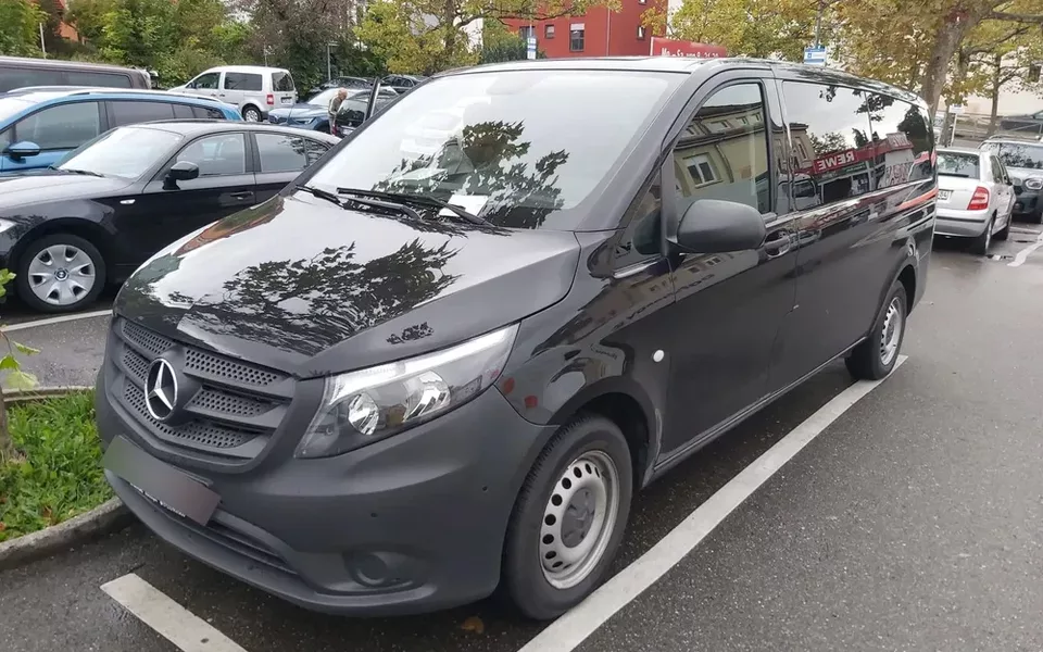 Mercedes-Benz Vito Extra-Longa Aut. SHUTTLE