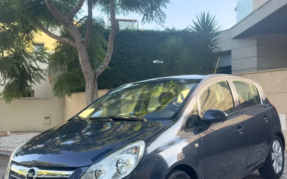 Opel Corsa 1.2 Enjoy