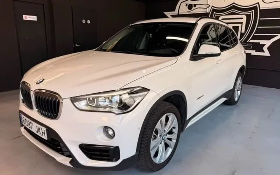 BMW Serie 1 xDrive 20 d Sport Line
