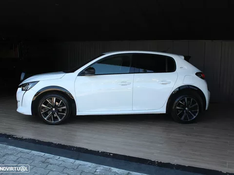 Peugeot 208 PureTech 100 EAT8 GT Pack
