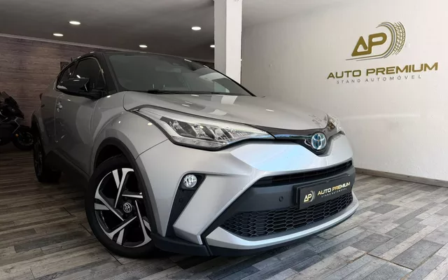 Toyota C-HR 1.8 Hybrid Square Collection