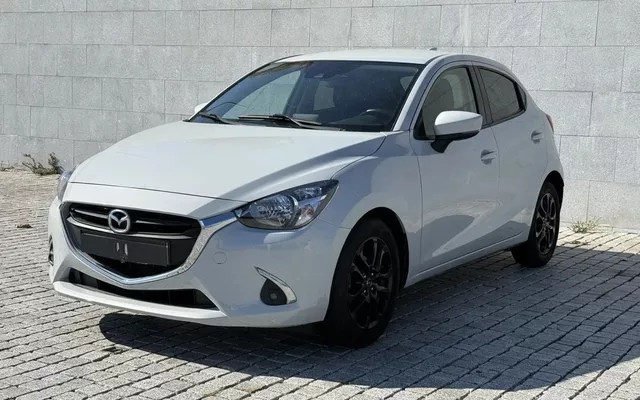 Mazda 2 1.5 Sky-G Evolve Navi