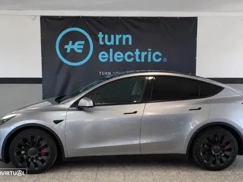 Tesla Model Y Performance Dual Motor AWD