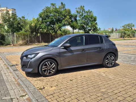 Peugeot 208 1.2 PureTech Allure Pack EAT8