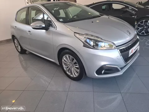 Peugeot 208 1.2 PureTech Allure