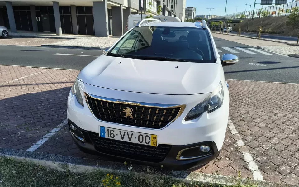 Peugeot 2008 1.2 PureTech Style