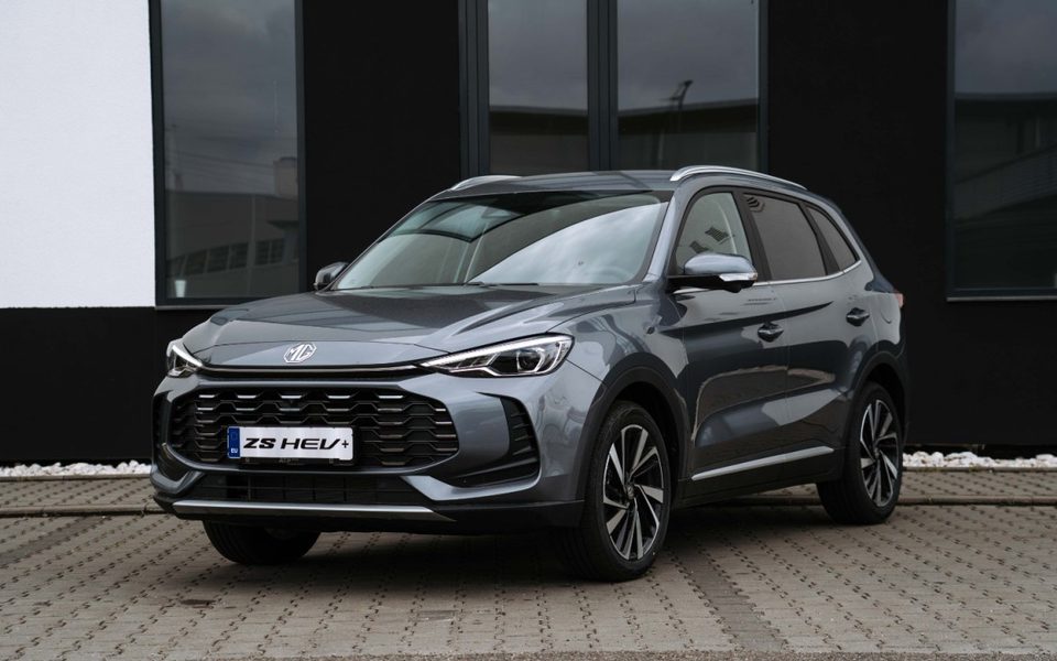 MG ZS 2025