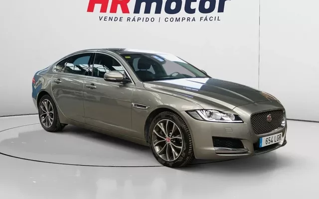 JAGUAR XF XF 2.0i4D Prestige Aut. 180