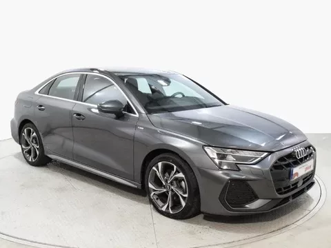 Vendido: AUDI A3 A3 Sedán TFSI S line S tronic 110kW - 32900€ en Astorga