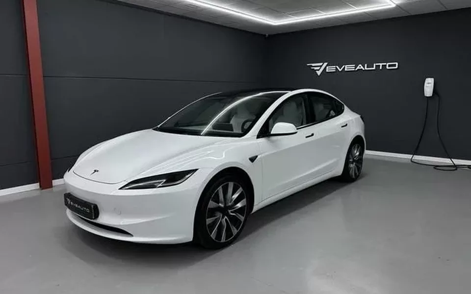 TESLA Model 3 RWD trasera acabado Premium - 32900€ en Albalat dels sorells