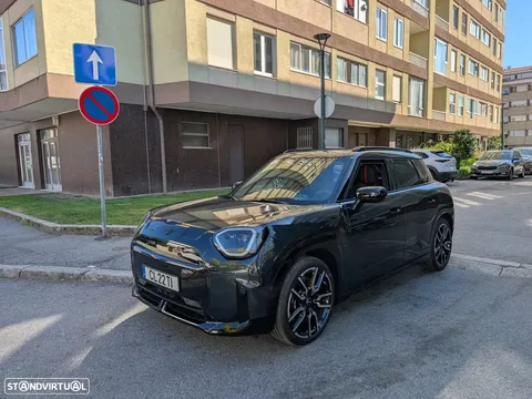 MINI Aceman