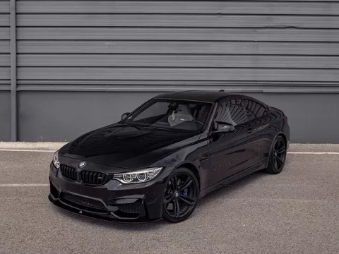 BMW M4 Auto