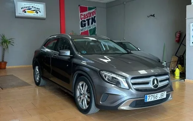MERCEDES-BENZ Clase GLA GLA 200CDI Urban 7G-DCT