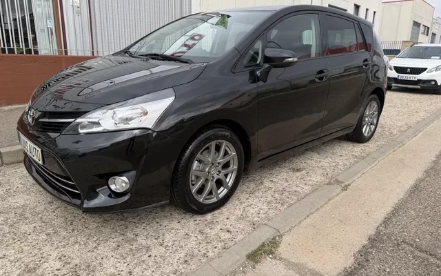 TOYOTA Verso Verso 115D Comfort 7pl.