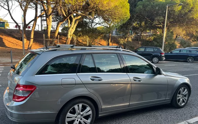 Mercedes-Benz C 220