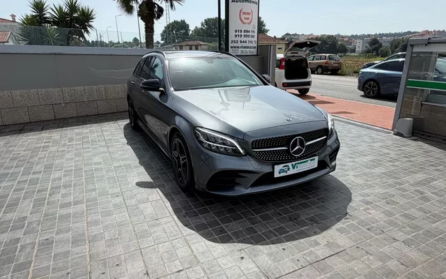 Mercedes-Benz C 220 d AMG Line
