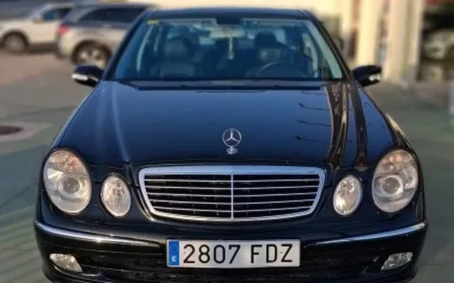 MERCEDES-BENZ Clase E E 270 CDI