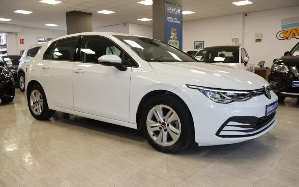 VOLKSWAGEN Golf Golf 2.0TDI Life 85kW - 19500€ en Tarragona