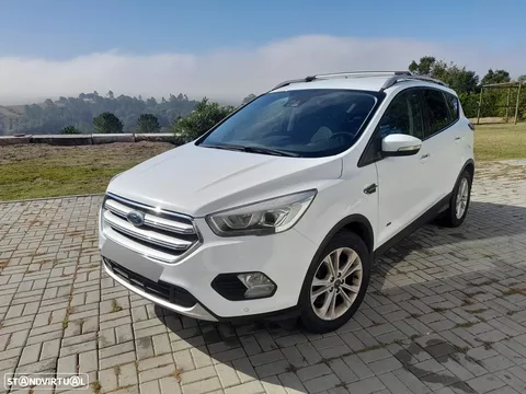 Ford Kuga 2.0 TDCi Titanium 4WD Powershift