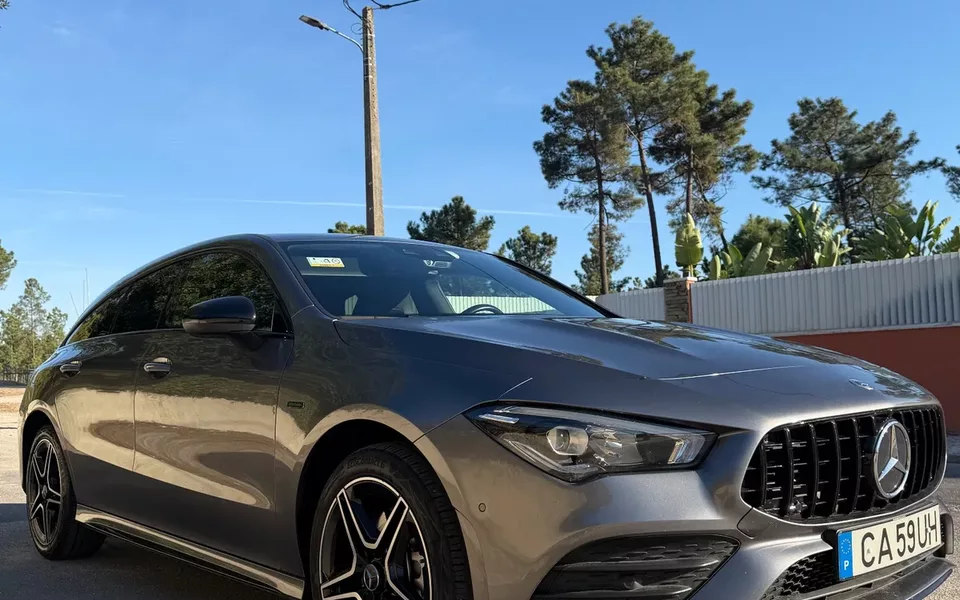 Mercedes-Benz CLA 250 e 8G-DCT AMG Line Advanced Plus