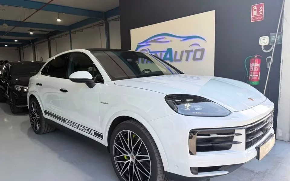 PORSCHE Cayenne Coupe EHybrid - 113990€ en La nucia