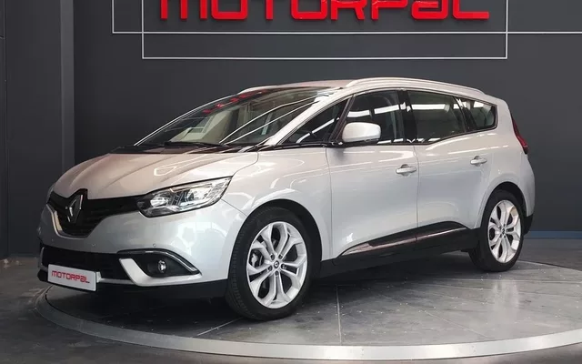 RENAULT Scenic Intens dCi 81kW (110CV)