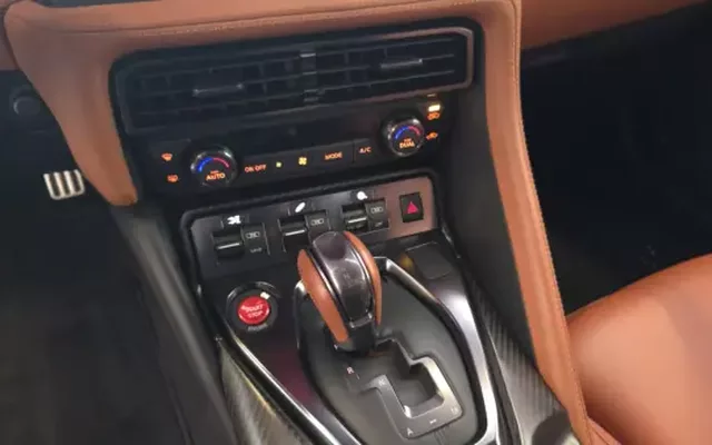Nissan GT-R 2017 Prestige Edition