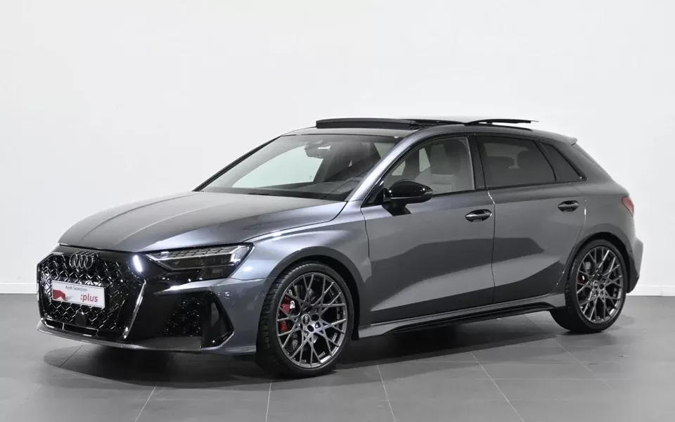 AUDI A3 RS3 Sportback quattro S tronic 294kW