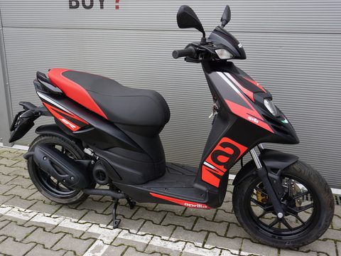 Aprilia SR Motard 50 2T
